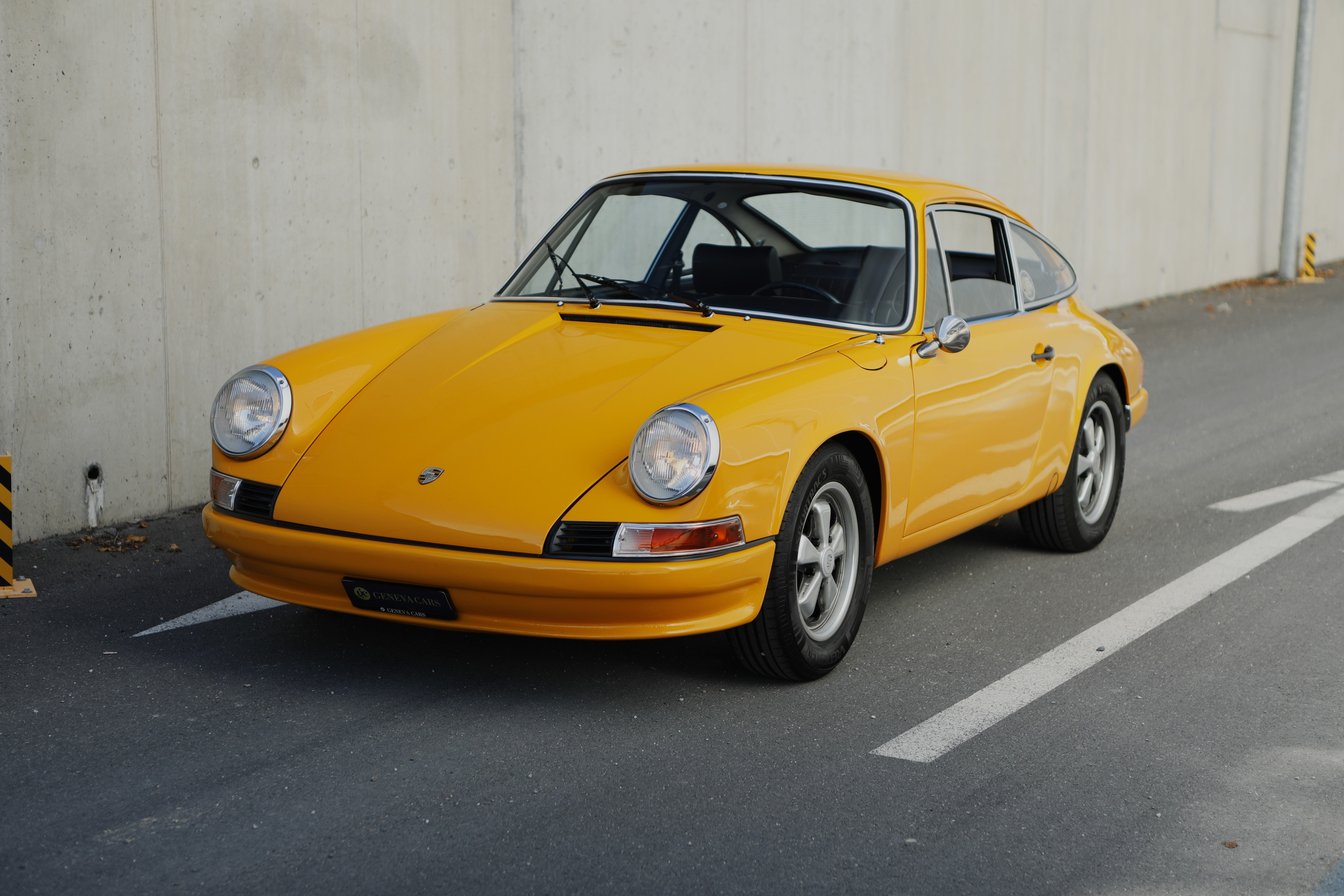 Porsche 911 2.4 T
